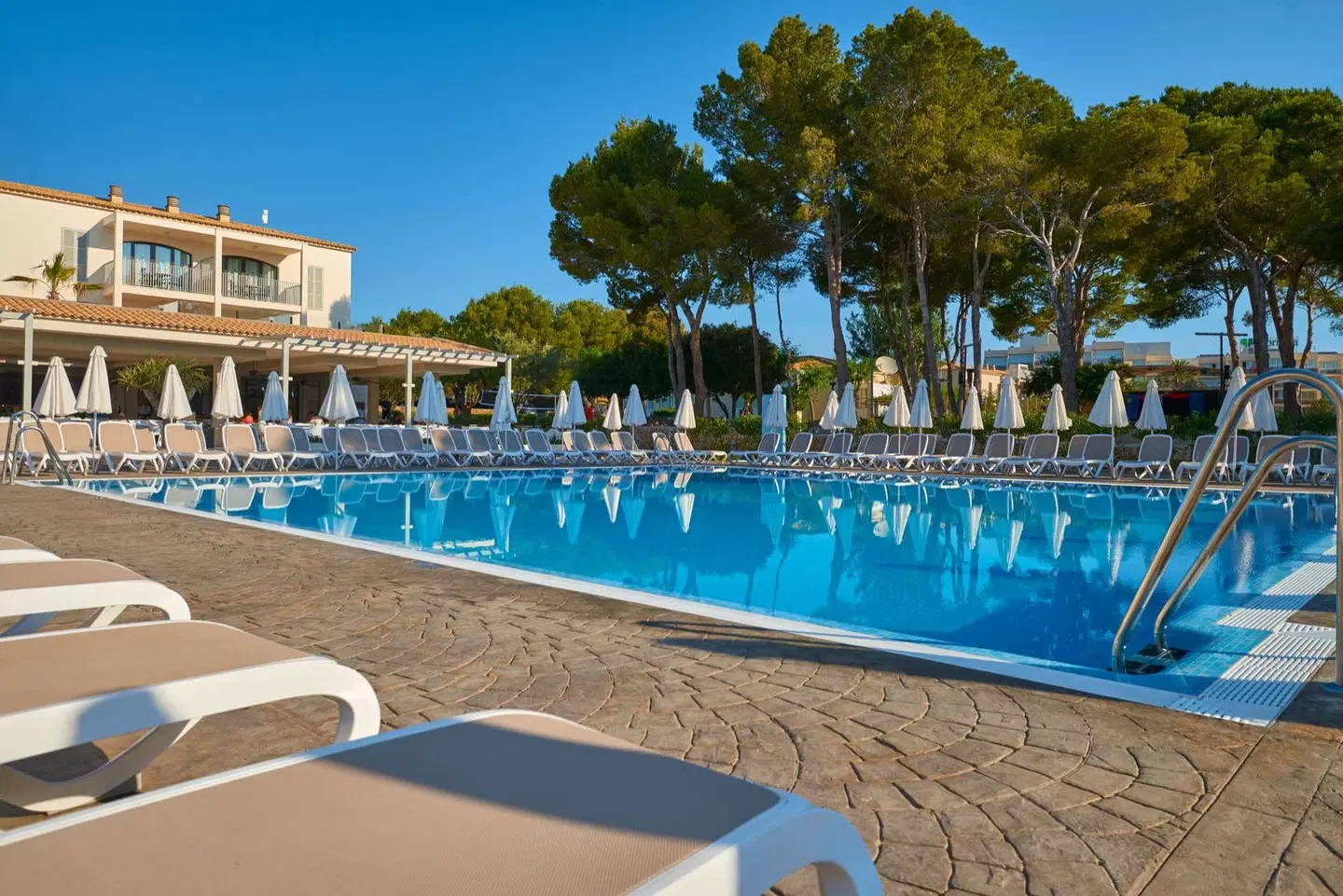 Protur Floriana Resort OUTDOOR_POOL