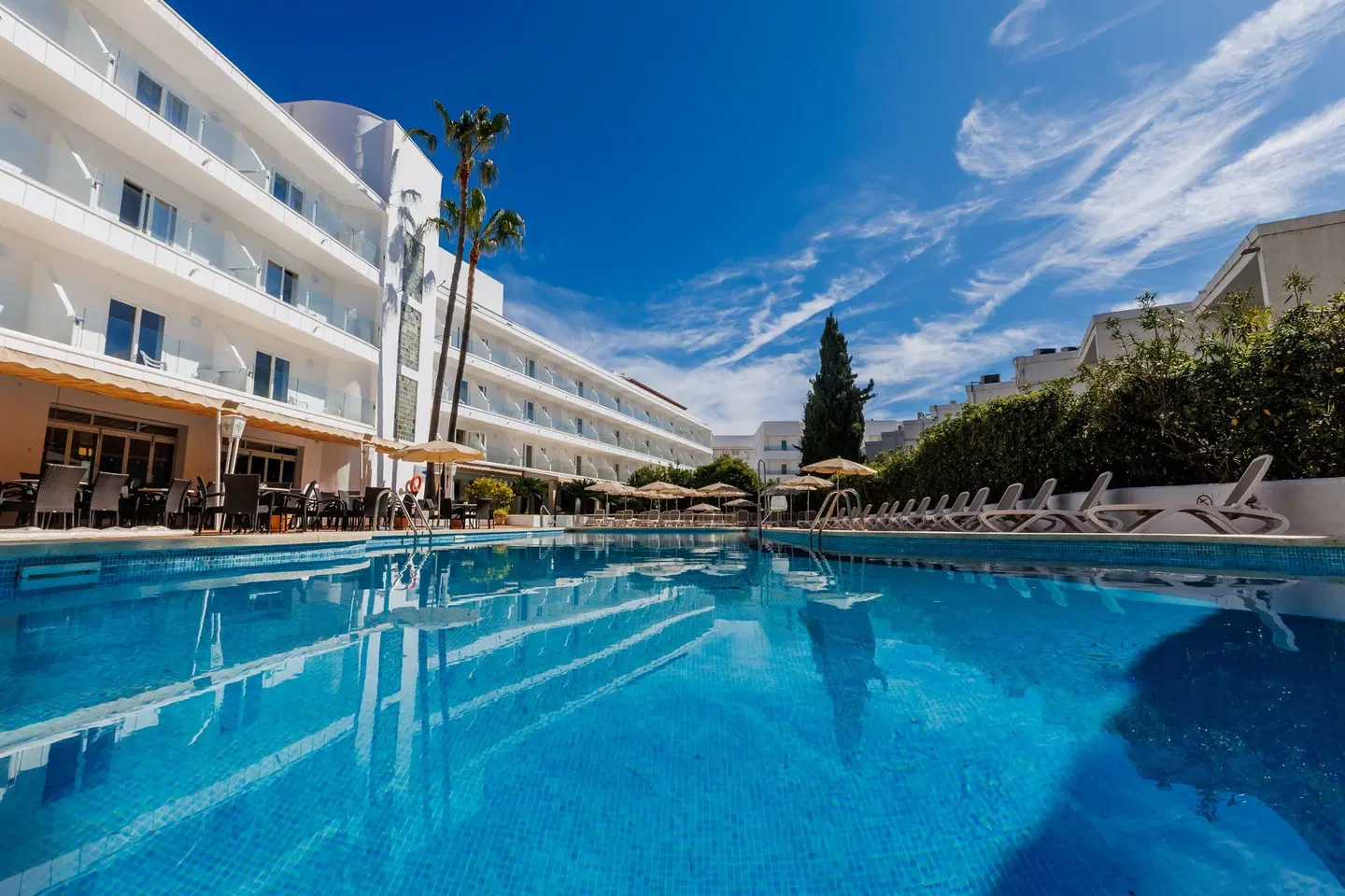 O7 Alondra OUTDOOR_POOL