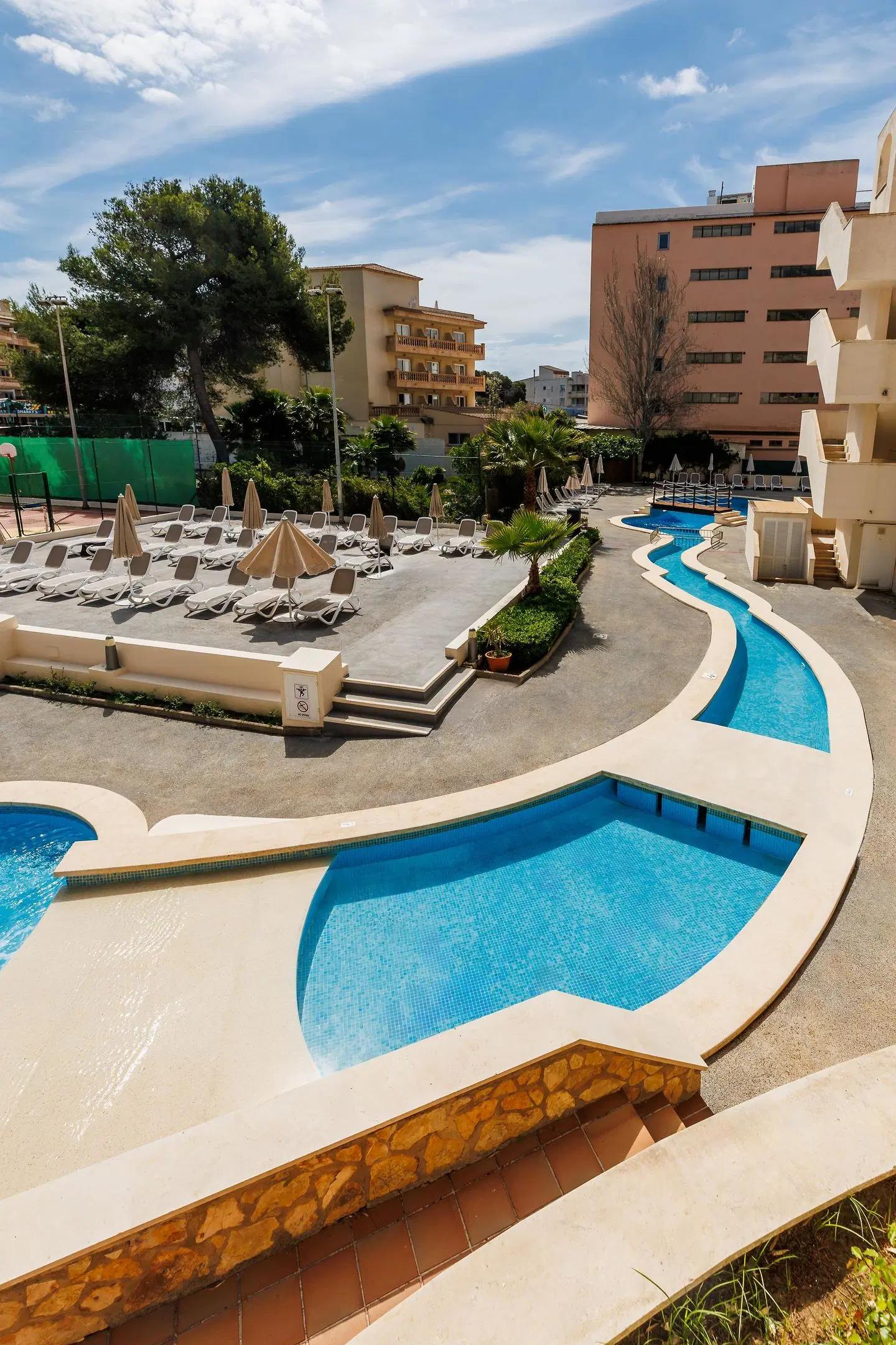 O7 Club Cala Ratjada OUTDOOR_POOL