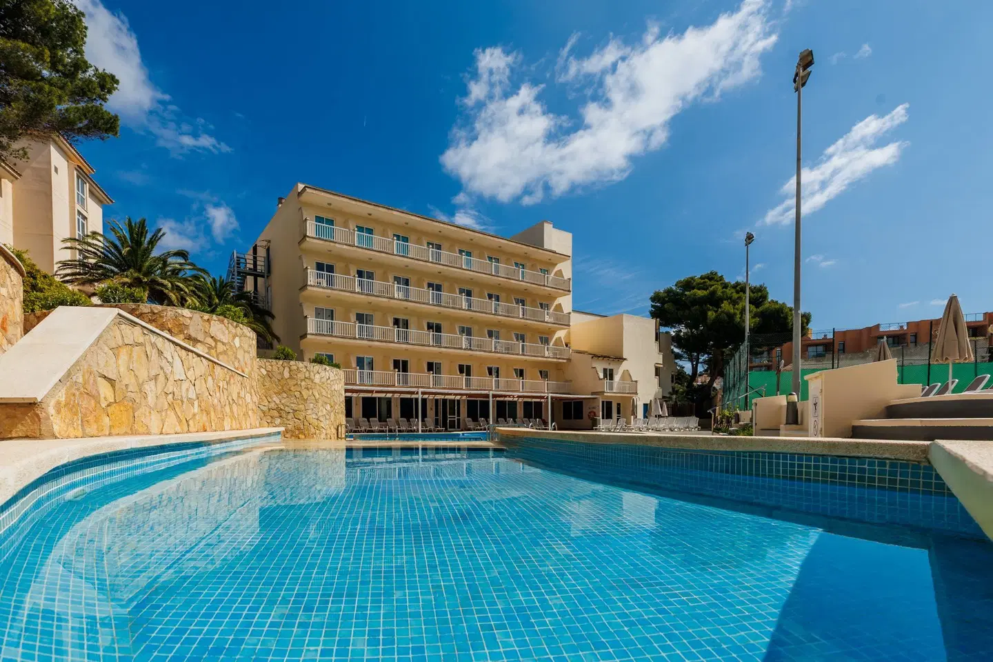 O7 Cala Ratjada OUTDOOR_POOL