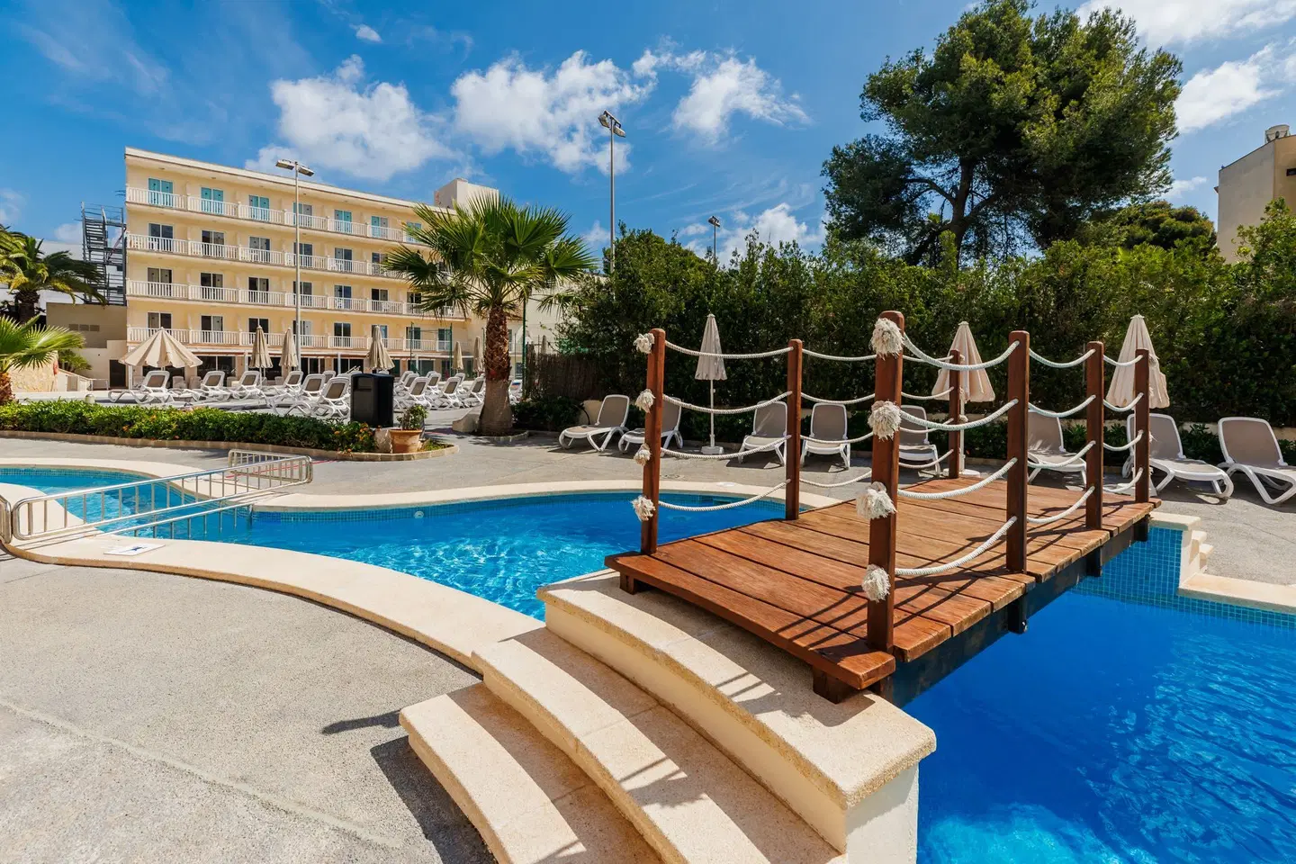 O7 Cala Ratjada OUTDOOR_POOL