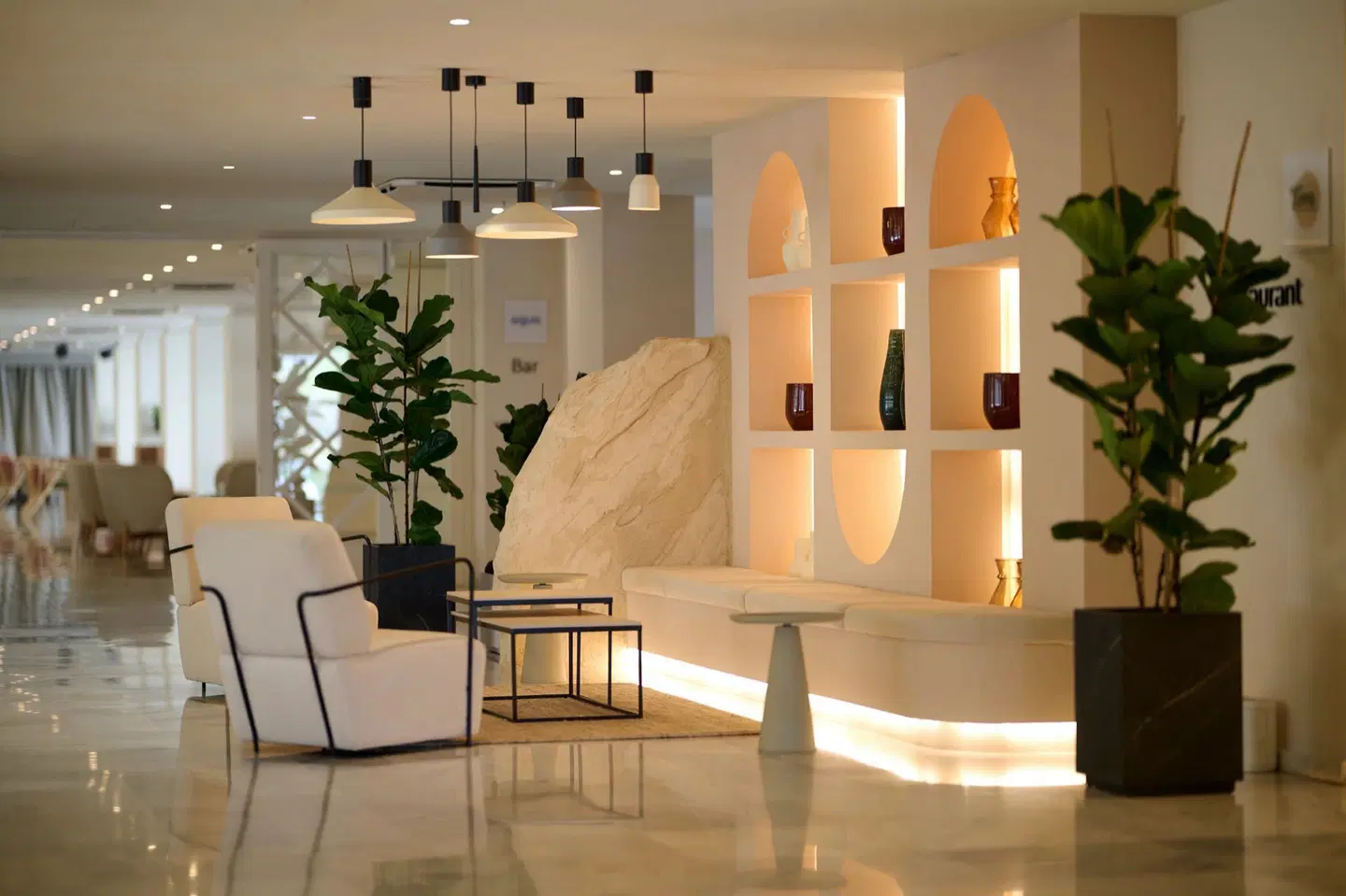 Alua Leo LOUNGE_LOBBY