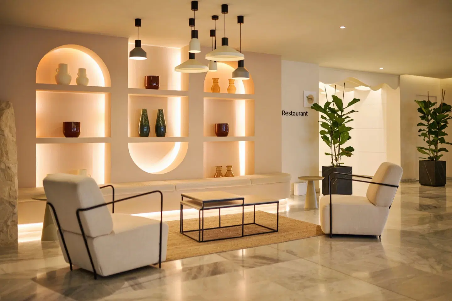 Alua Leo LOUNGE_LOBBY