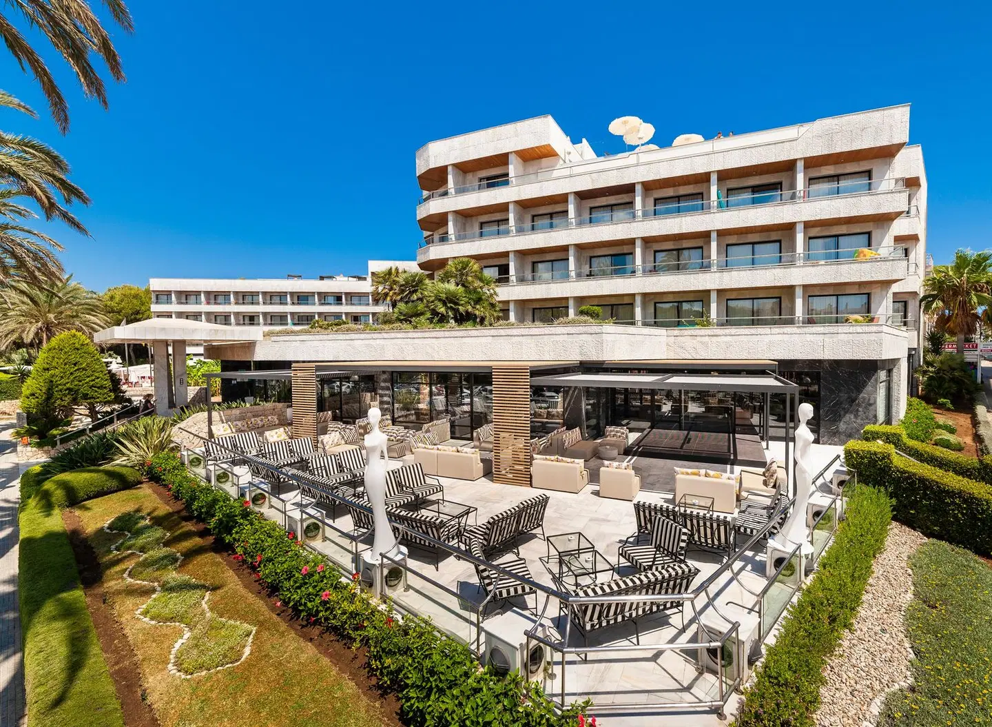 Serrano Palace EXTERIOR