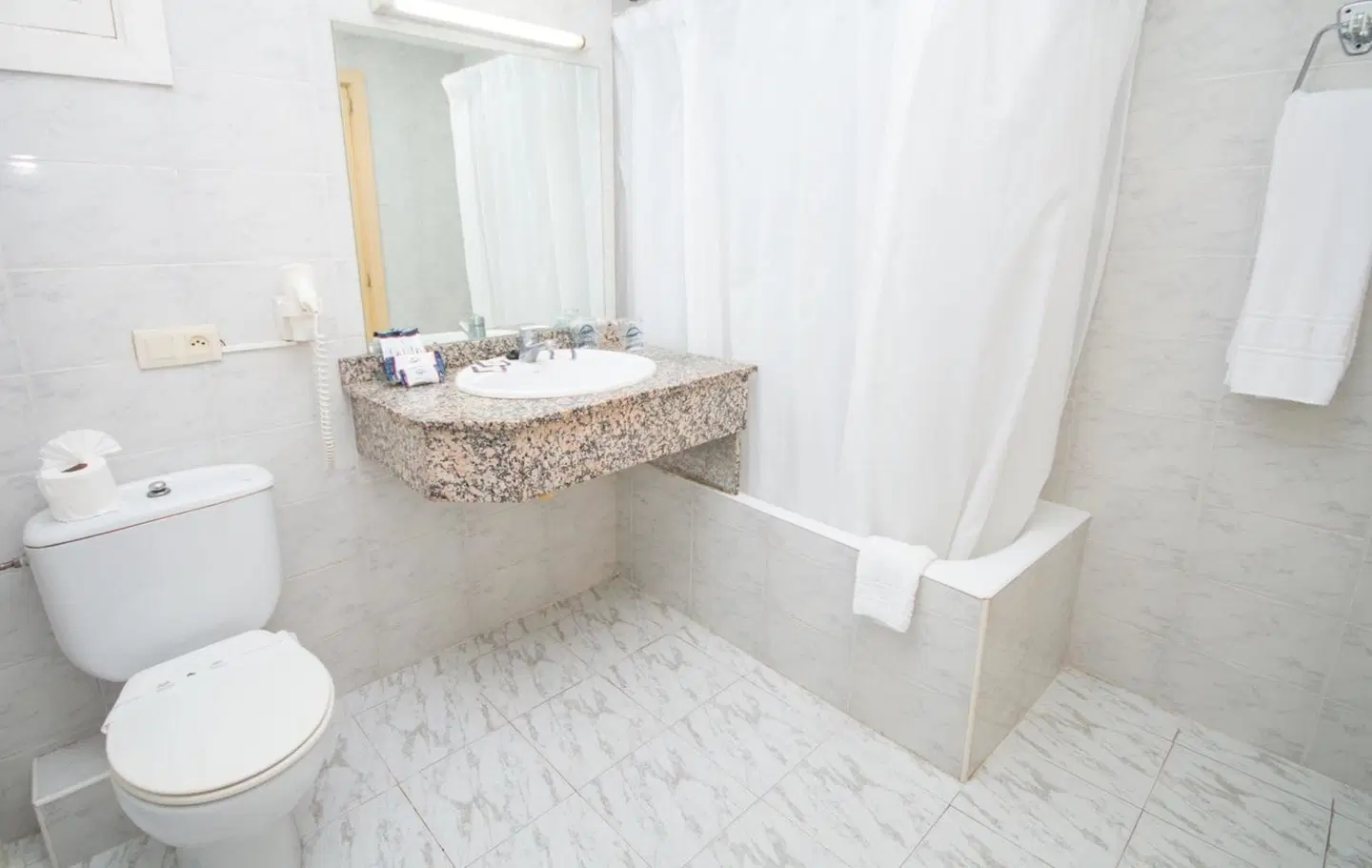 Amic Gala Badezimmer