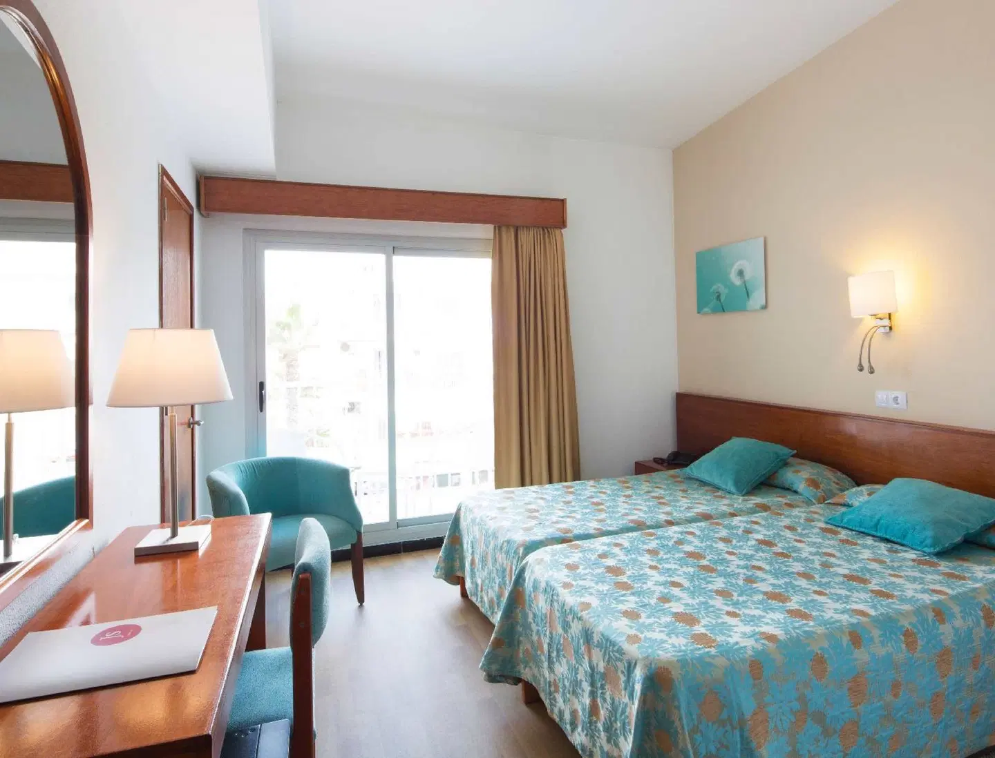 JS Miramar ROOM_EXAMPLE