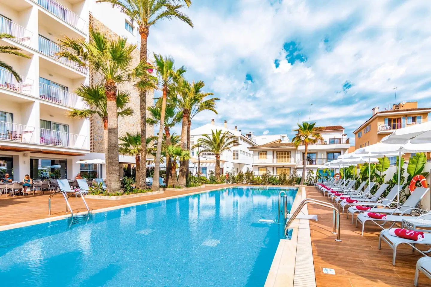 JS Yate OUTDOOR_POOL