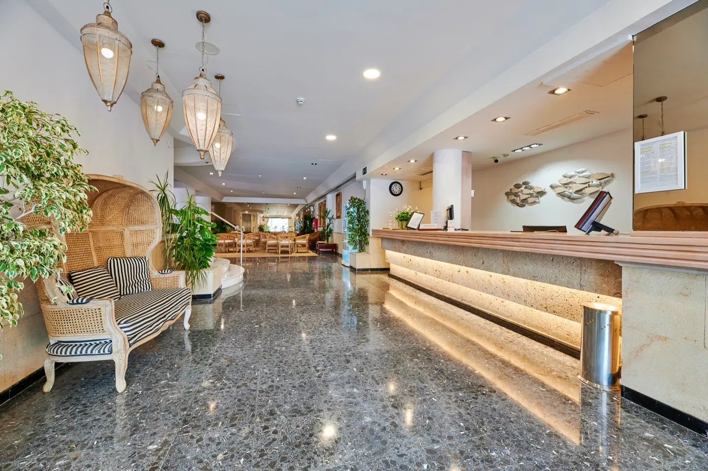 ROC Oberoy LOUNGE_LOBBY