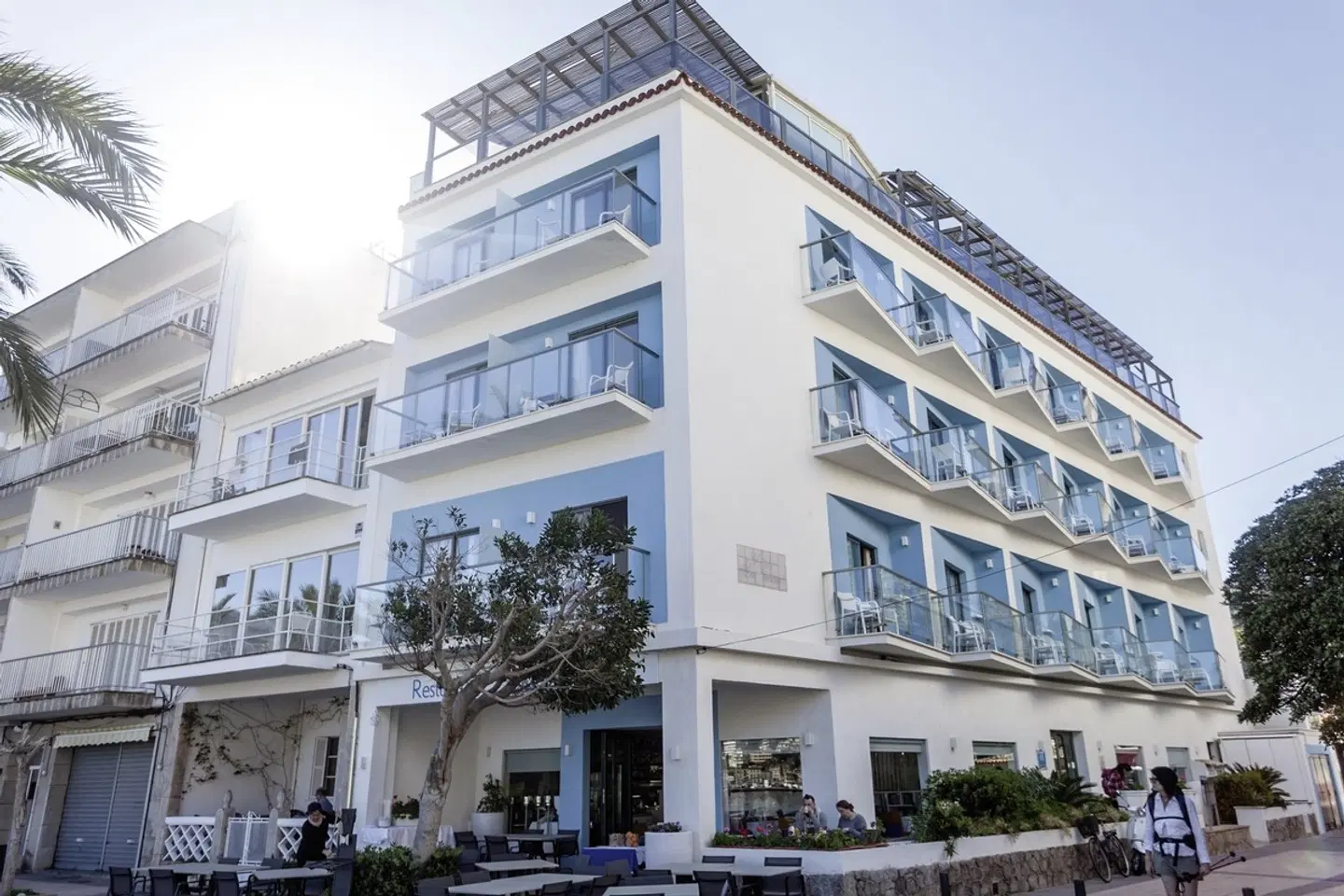 Los Geranios EXTERIOR