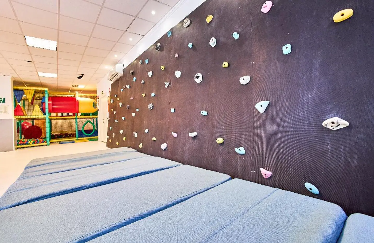 Leonardo Suites Ibiza Santa Eulalia & Leonardo Royal Ibiza Santa Eulalia Hallenbad