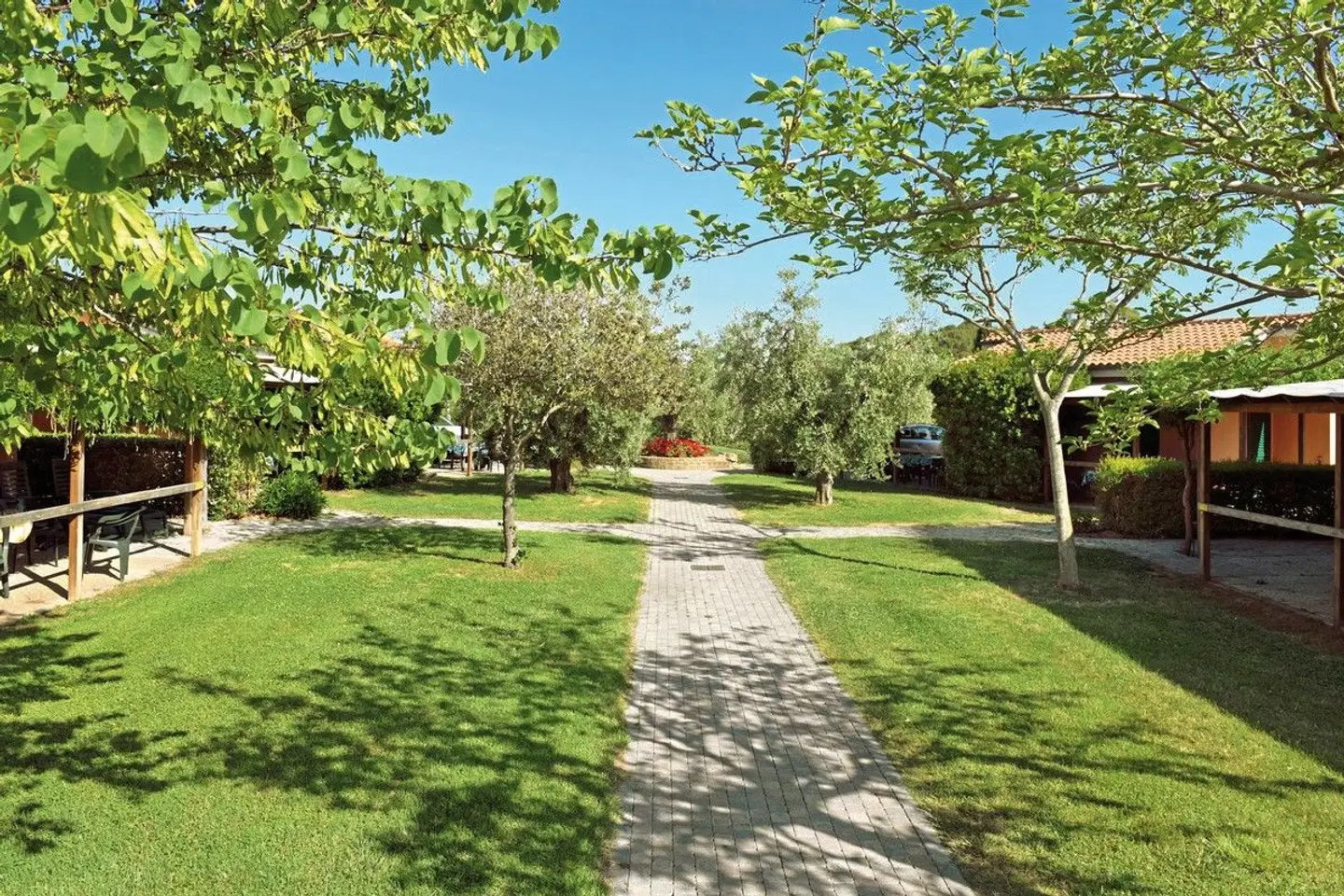 Pappasole Camping Village Mobilhome Premium Garten