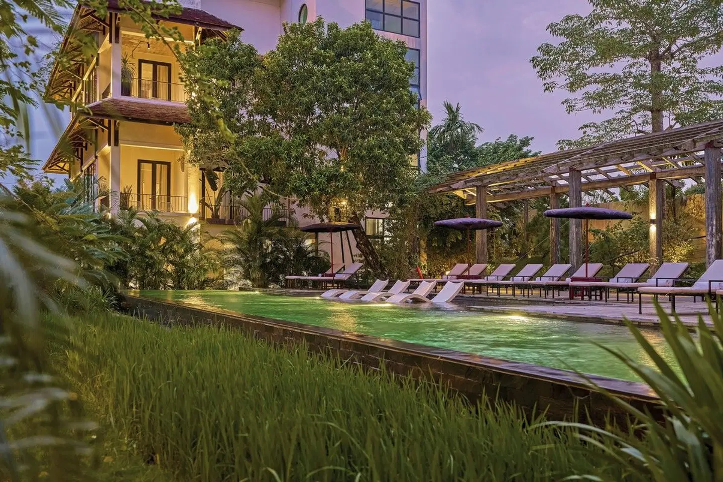 aNhill Boutique EXTERIOR