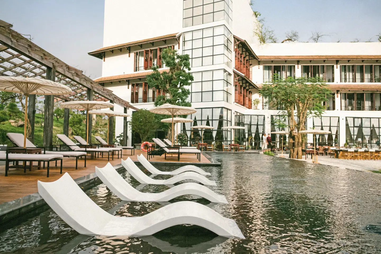 aNhill Boutique EXTERIOR