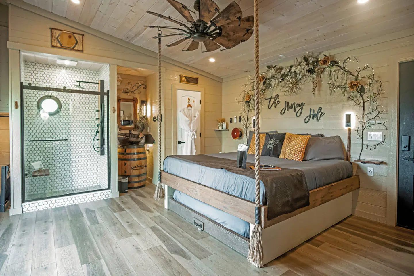 Sanctuary Treehouse Resort LOUNGE_LOBBY