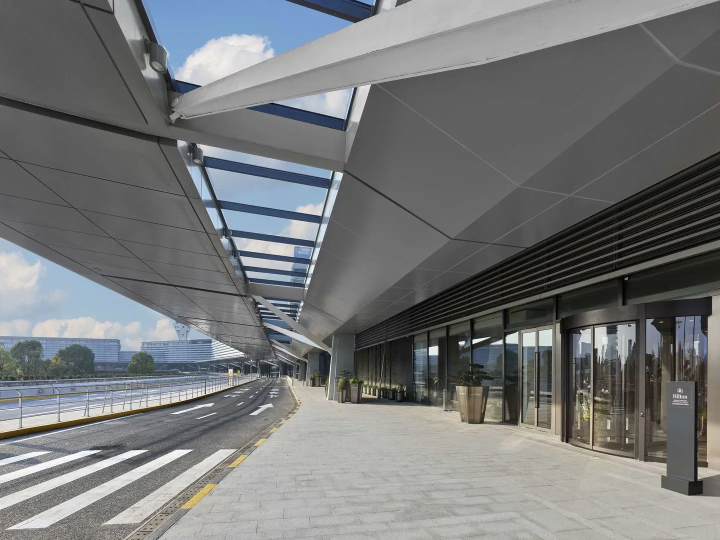 Hilton Shanghai Hongqiao International Airport Terrasse