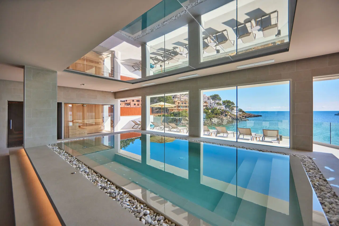 Universal Hotel Aquamarin & Aquamarin Beach Houses Hallenbad