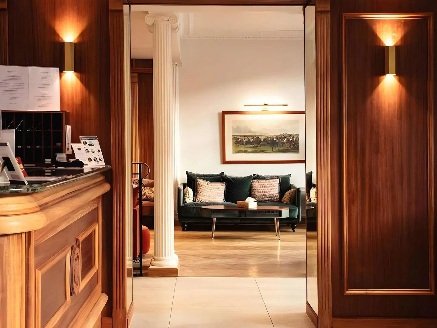 Derby Eiffel ROOM_EXAMPLE