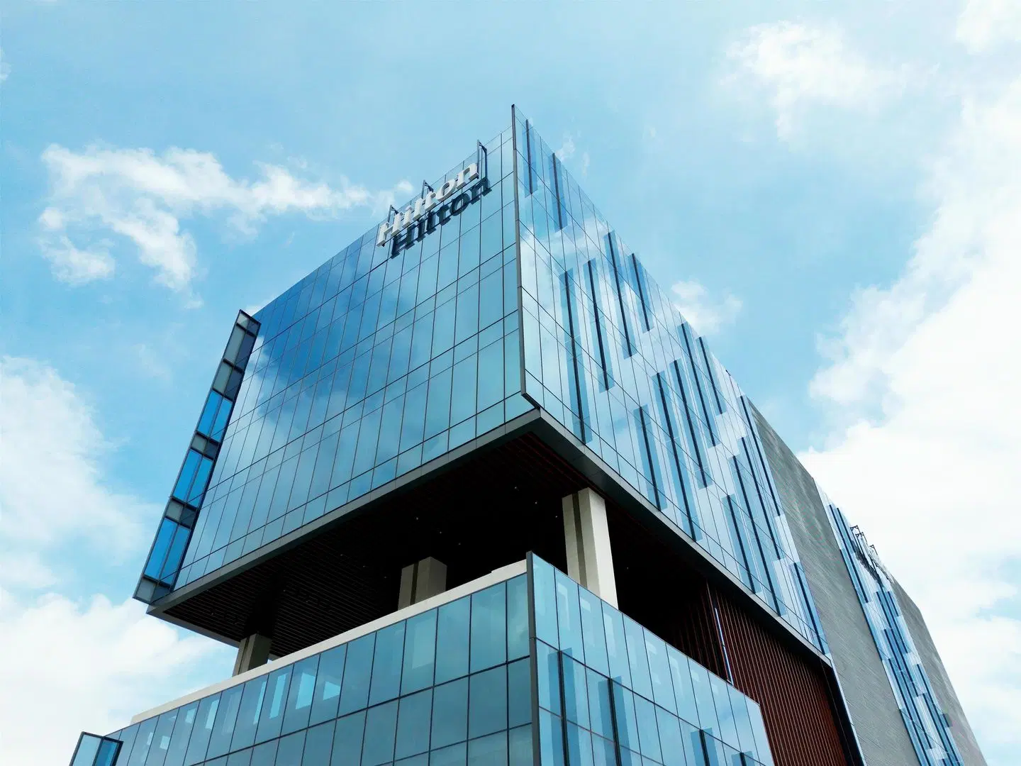 Hilton Monterrey EXTERIOR