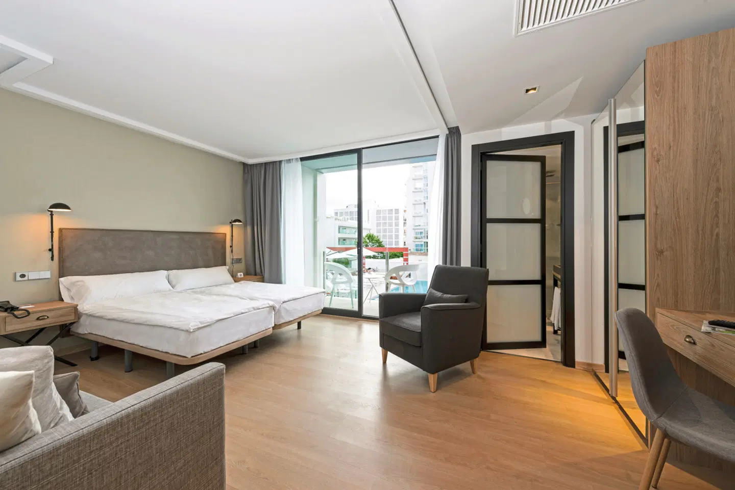 Kyrat Amàrac Suites ROOM_EXAMPLE