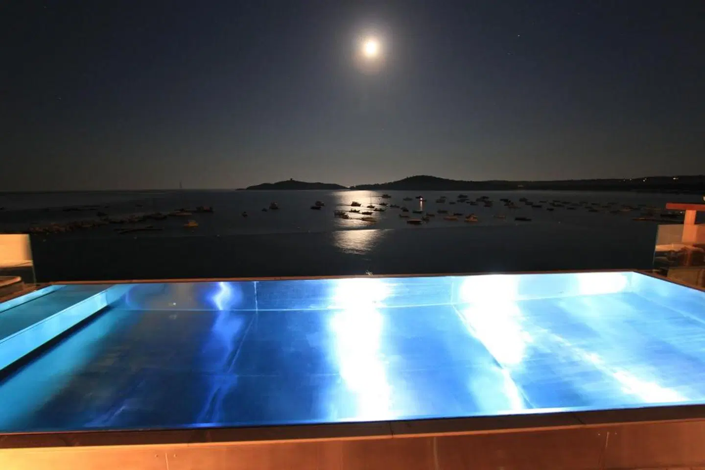 Le Pinarello Hôtel OUTDOOR_POOL