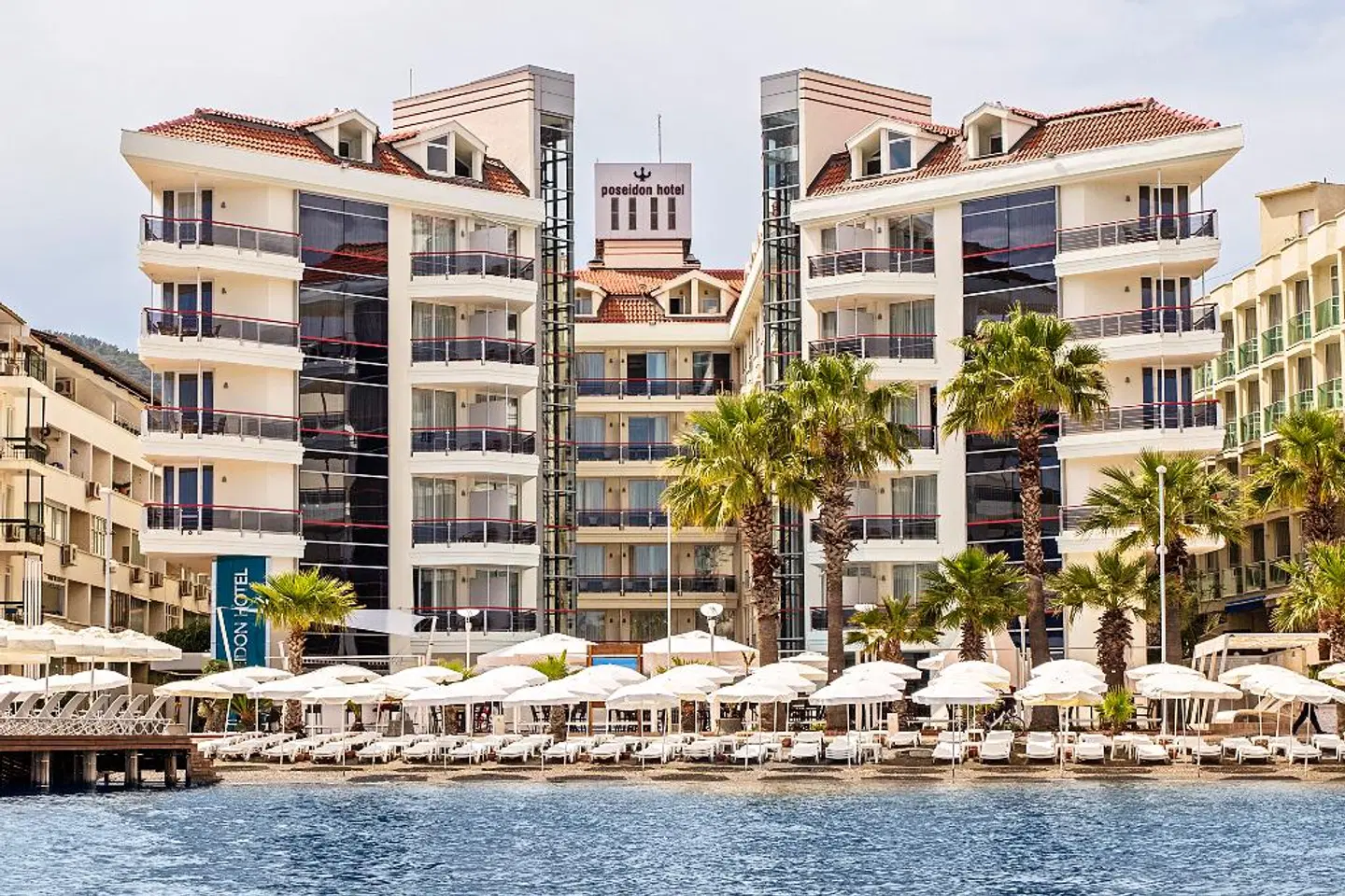 Poseidon Hotel EXTERIOR