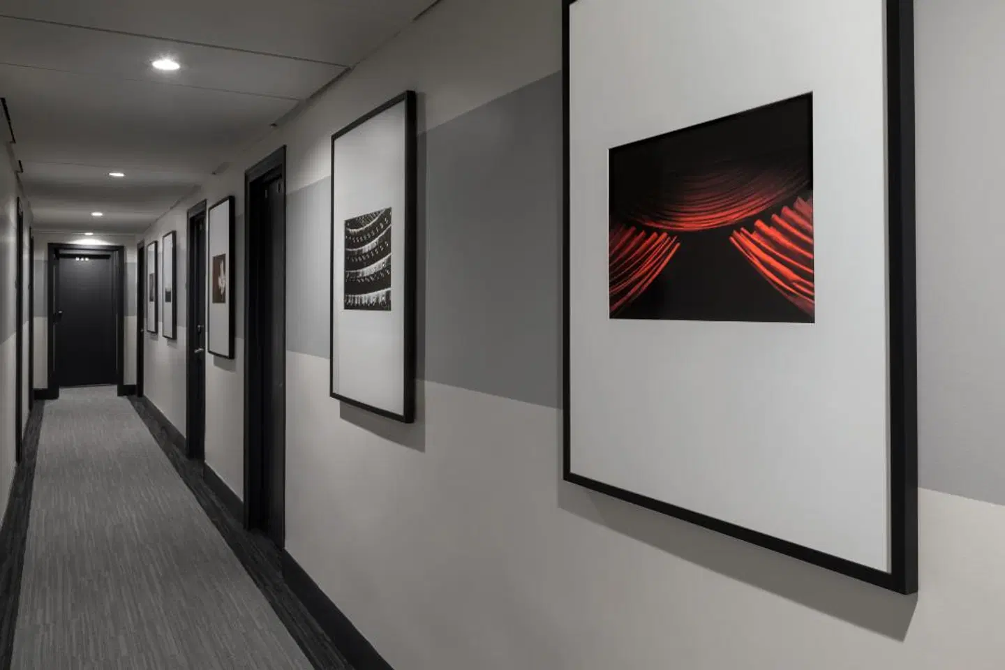 The Paramount ROOM_EXAMPLE