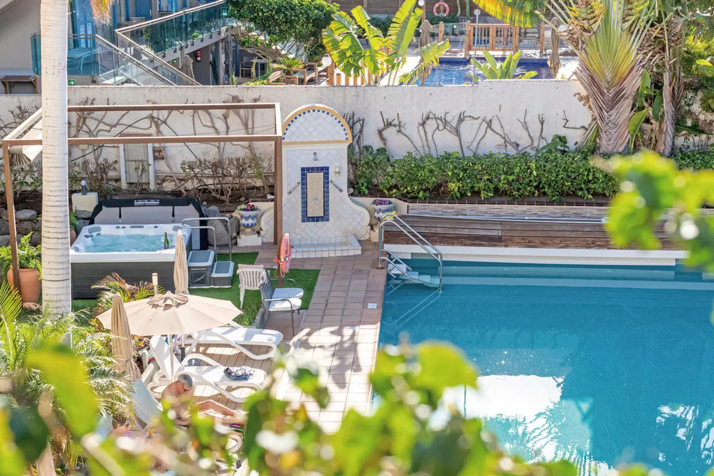 Nogalera OUTDOOR_POOL