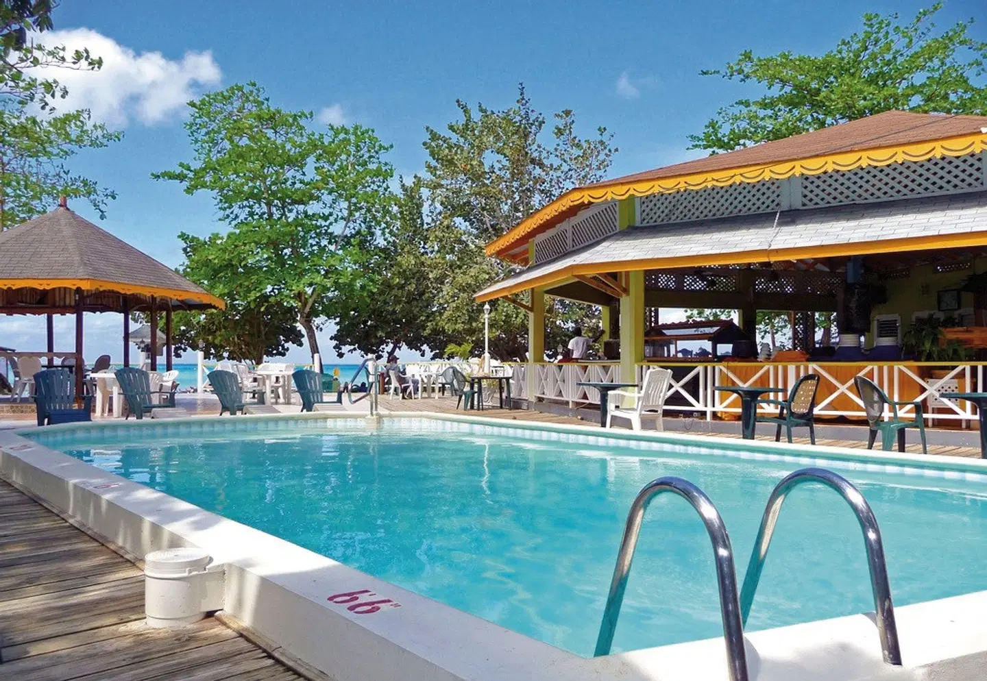 Merril's Beach Resort OUTDOOR_POOL