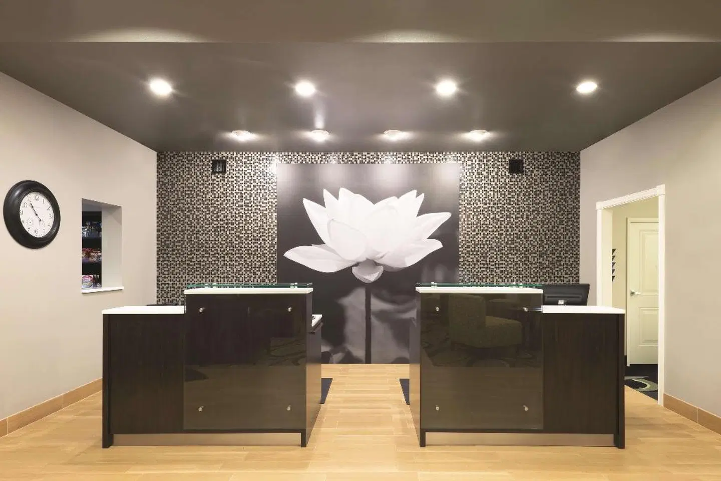 La Quinta Inn & Suites Billings ROOM_EXAMPLE