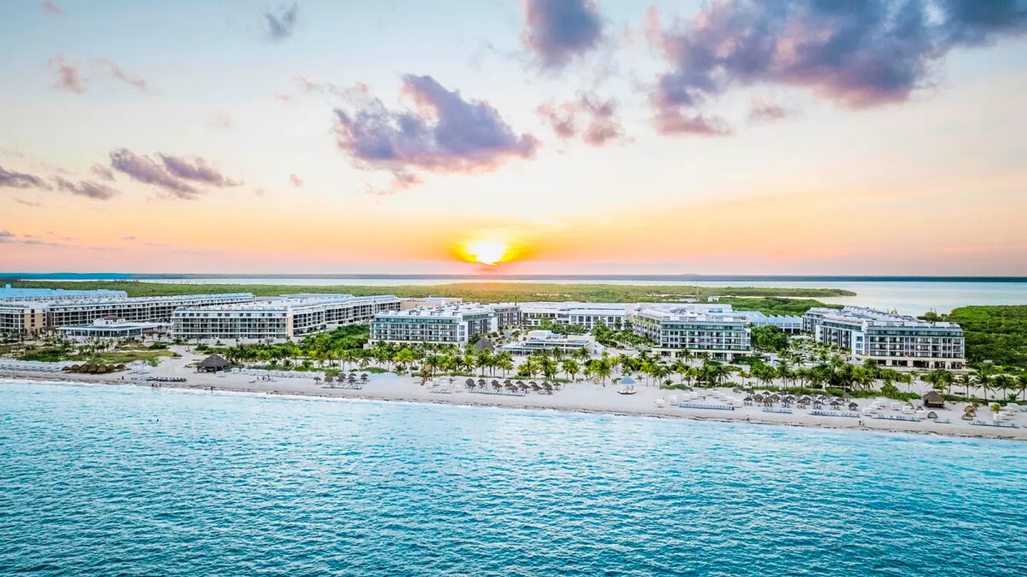 Majestic Mirage Costa Mujeres EXTERIOR