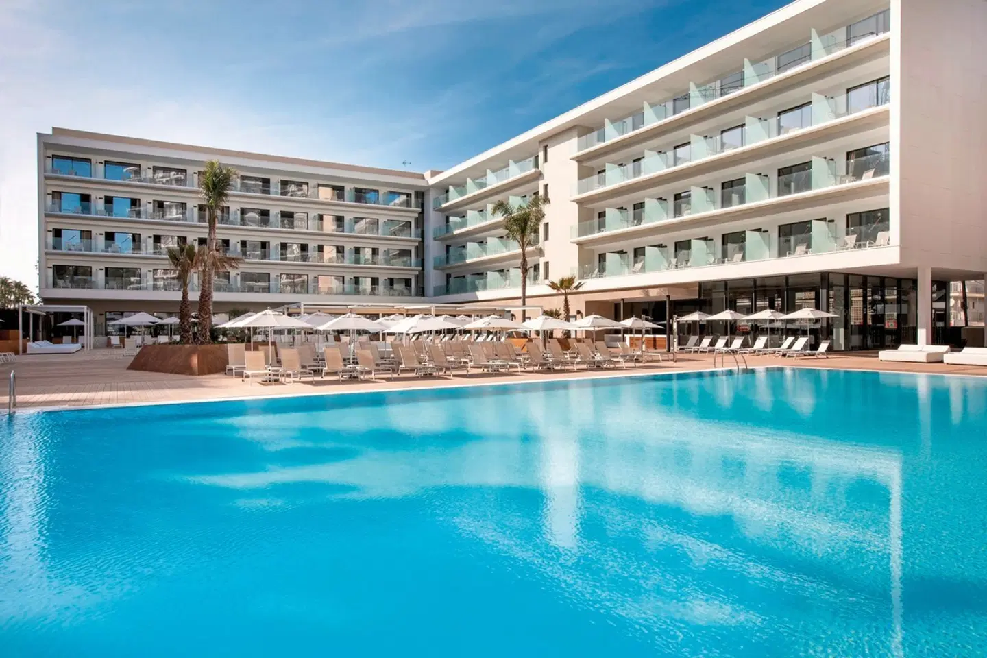 Aubamar Palma Resort OUTDOOR_POOL