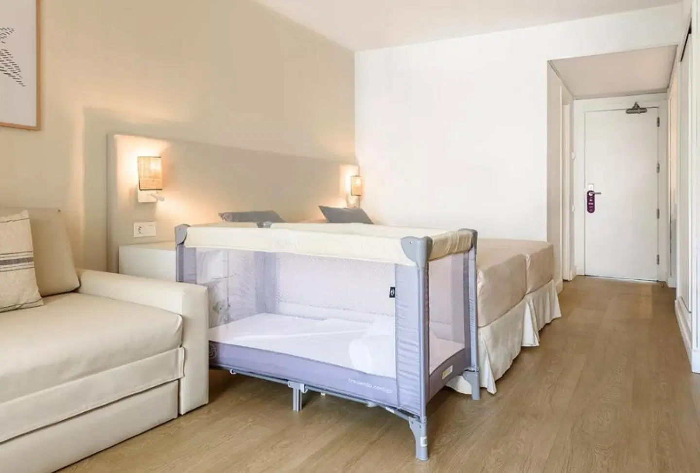 FERGUS Club Palmanova Park ROOM_EXAMPLE