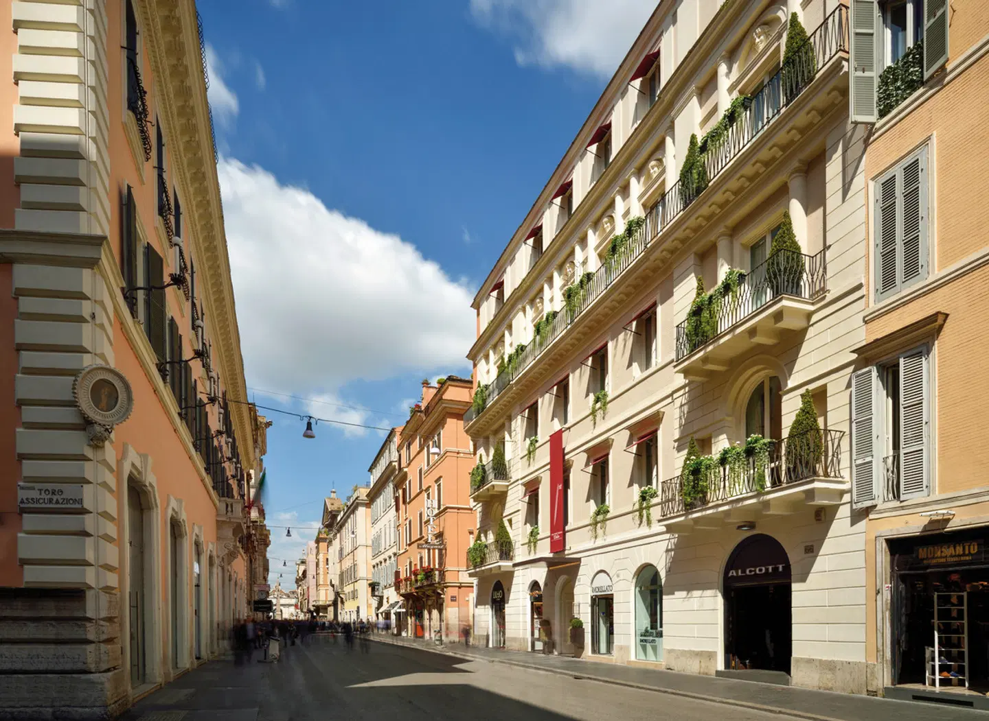 The First Roma Dolce EXTERIOR