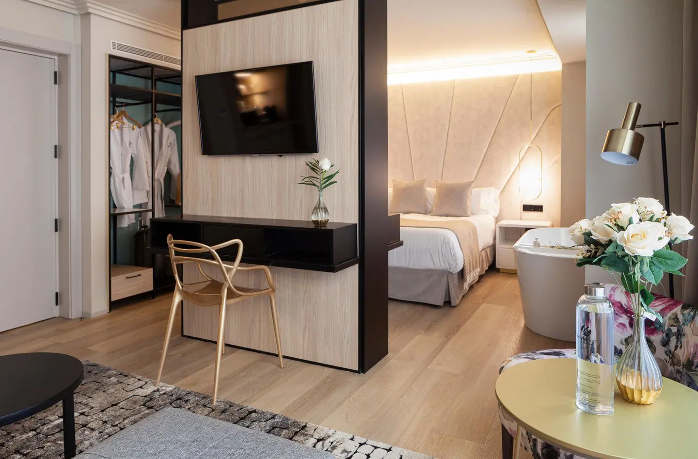 Nivia Born Boutique ROOM_EXAMPLE