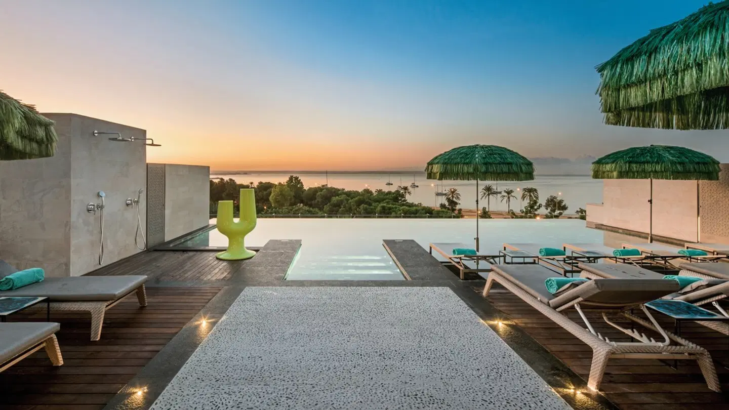 El Llorenc Parc de la Mar Terrasse