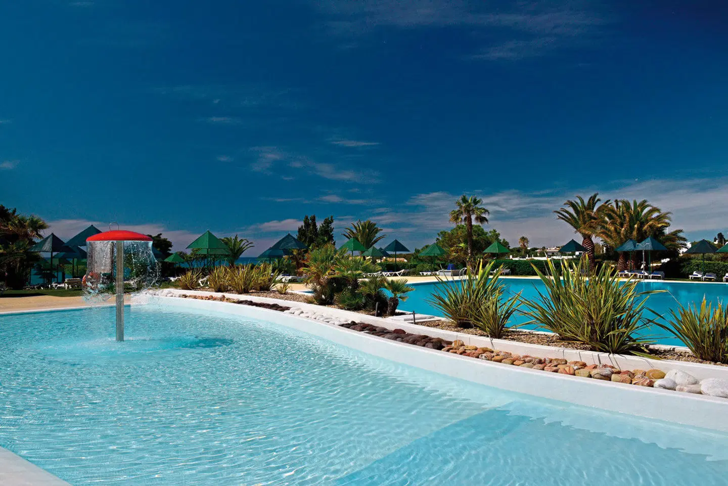 Pestana Viking Beach & Golf Resort OUTDOOR_POOL