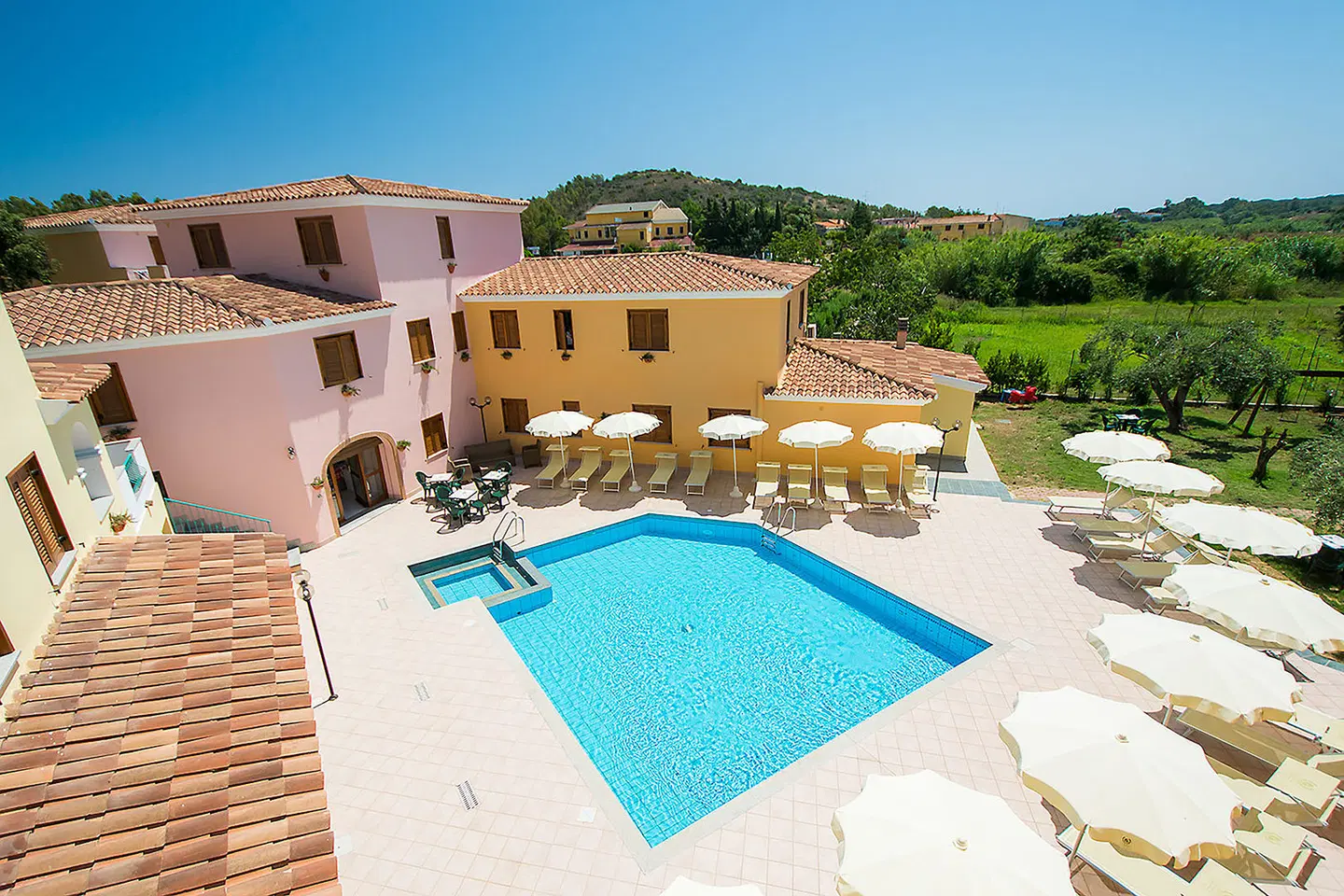 Residence Cala Viola OUTDOOR_POOL