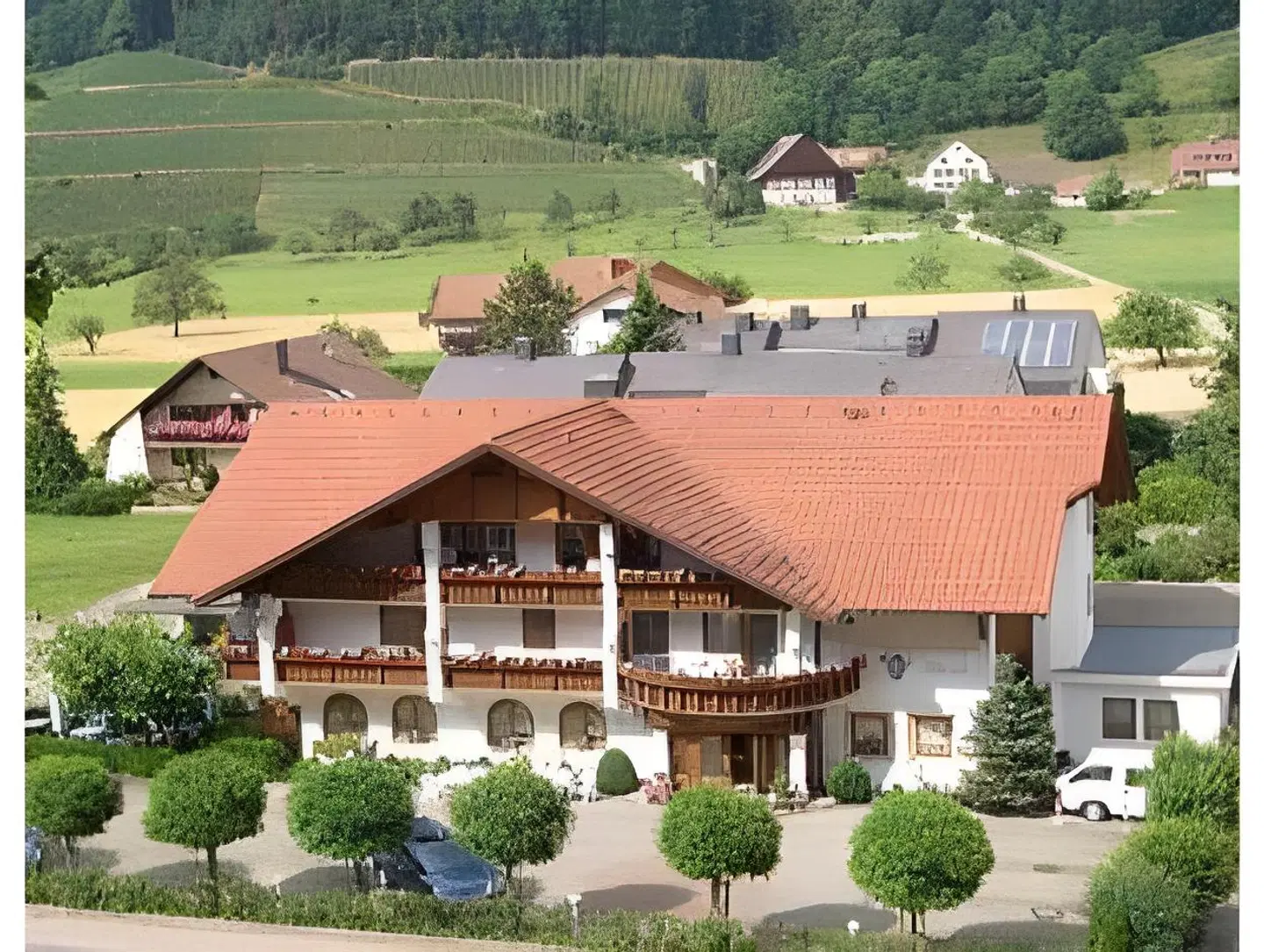 Schwarzenberg's Traube EXTERIOR