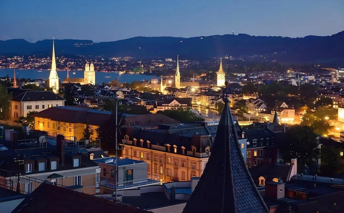 Hotel Swiss Night by Fassbind Terrasse