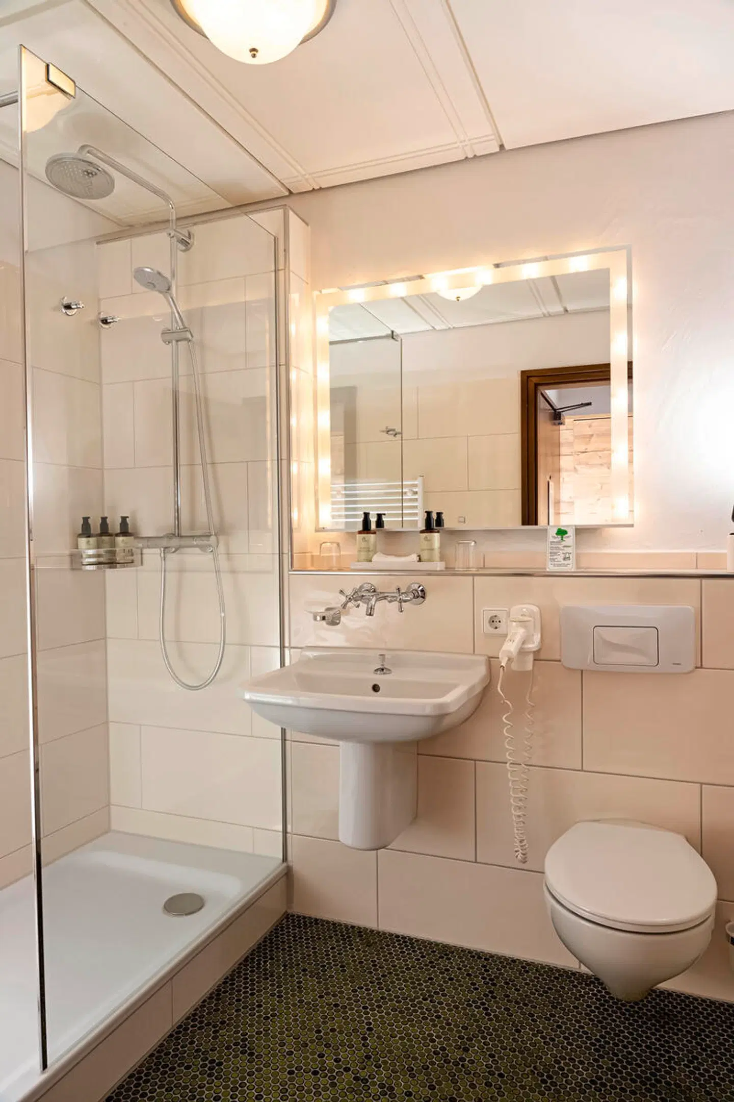 Vier Jahreszeiten am Schluchsee Badezimmer