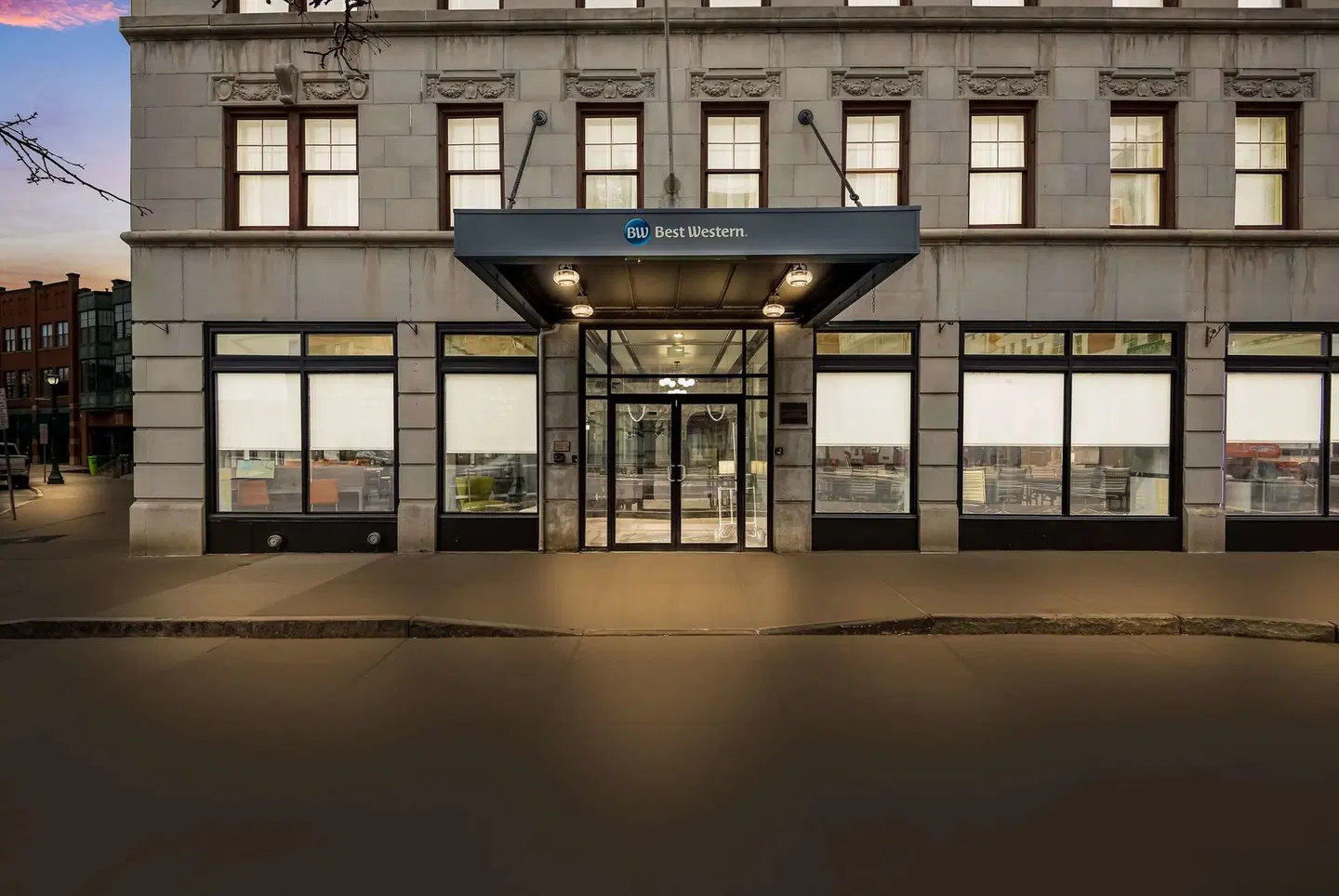 Best Western Syracuse Downtown Hotel And Suites EXTERIOR