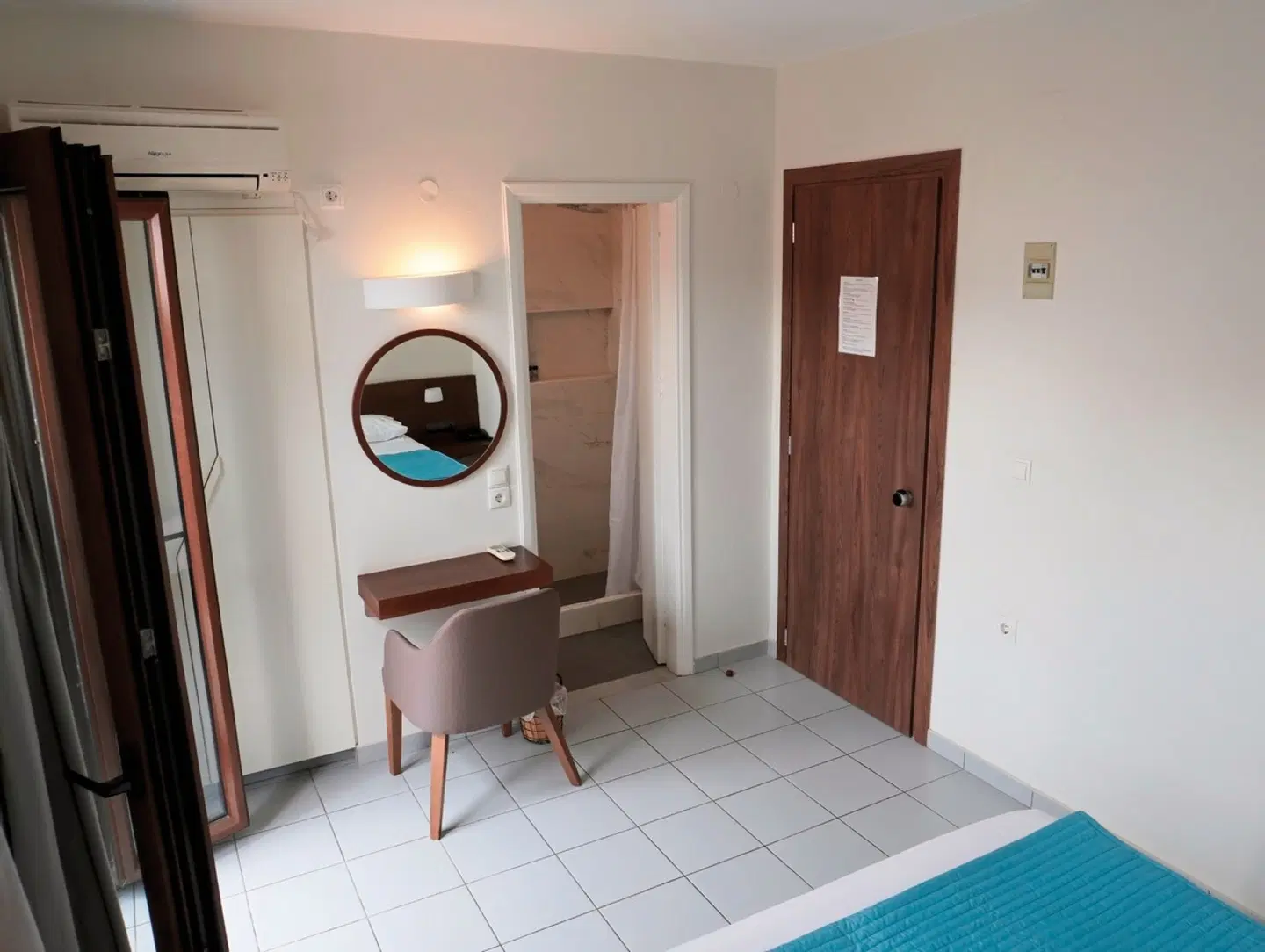 Long Beach ROOM_EXAMPLE