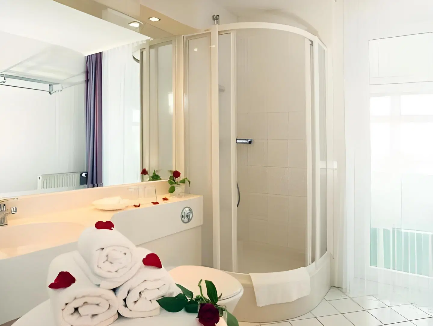 AKZENT Waldhotel Rügen Badezimmer