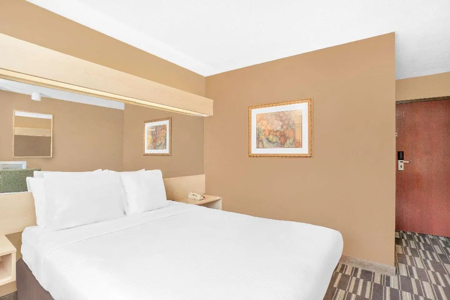 Microtel Inn & Suites by Wyndham Salisbury ROOM_EXAMPLE