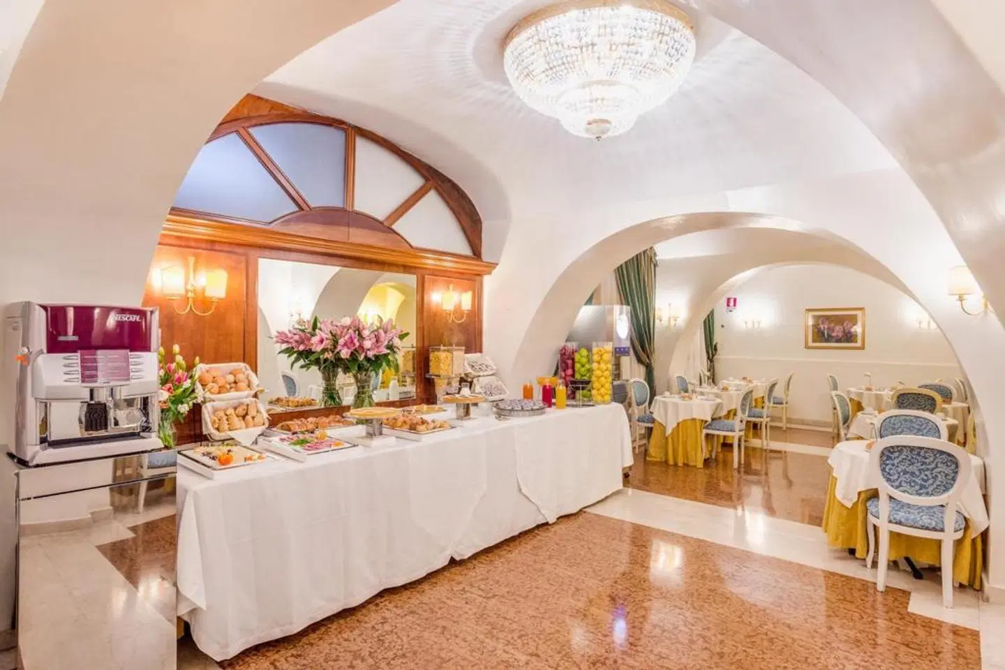 Raeli Hotel Floridia Restaurant