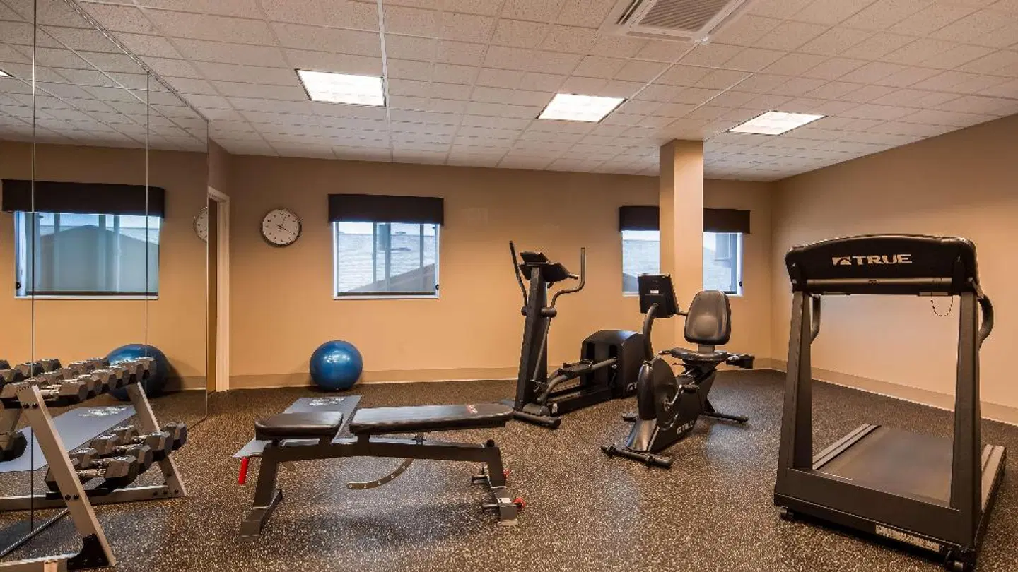 Best Western PLUS Flathead Lake Inn & Suites SPORTS_AND_LEISURE