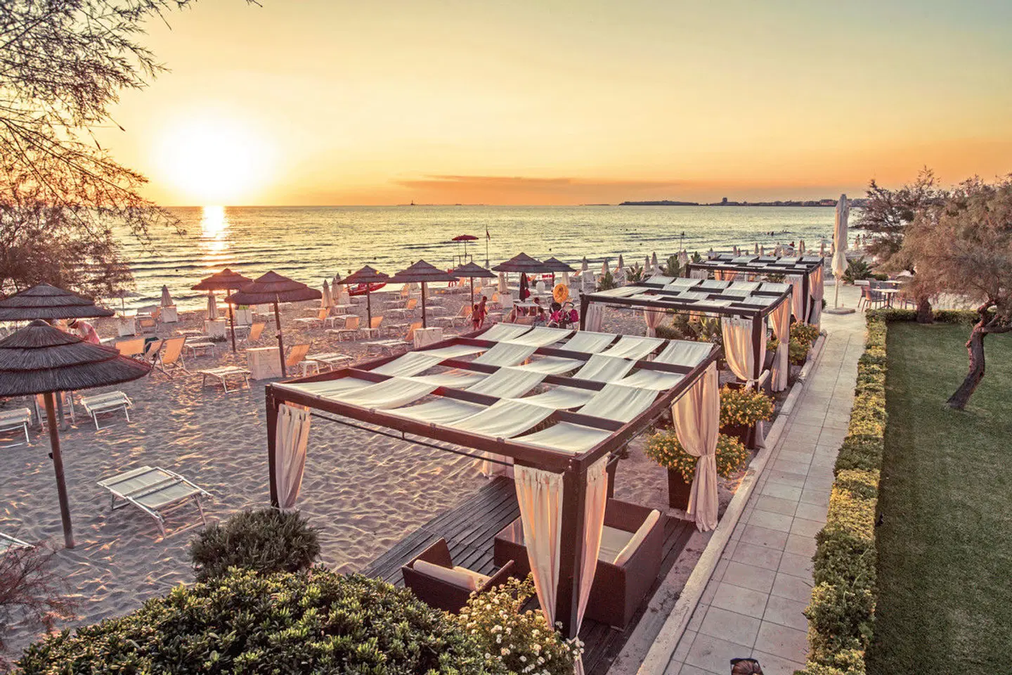 Grand Hotel Costa Brada Terrasse