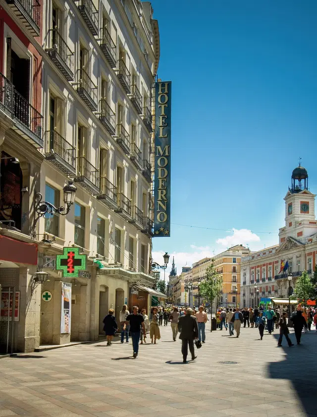 Hotel Moderno EXTERIOR