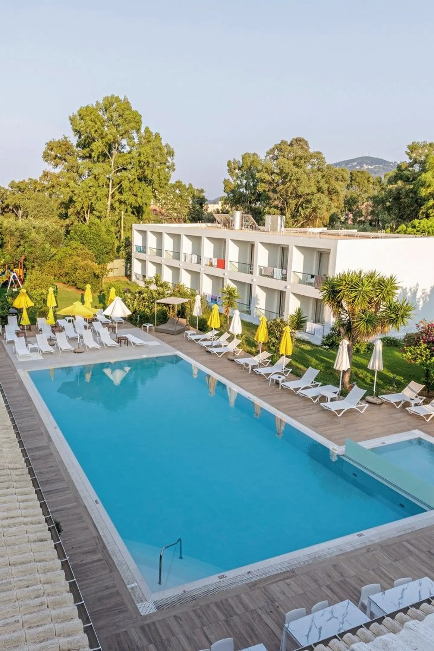 Nasos Hotel & Resort OUTDOOR_POOL