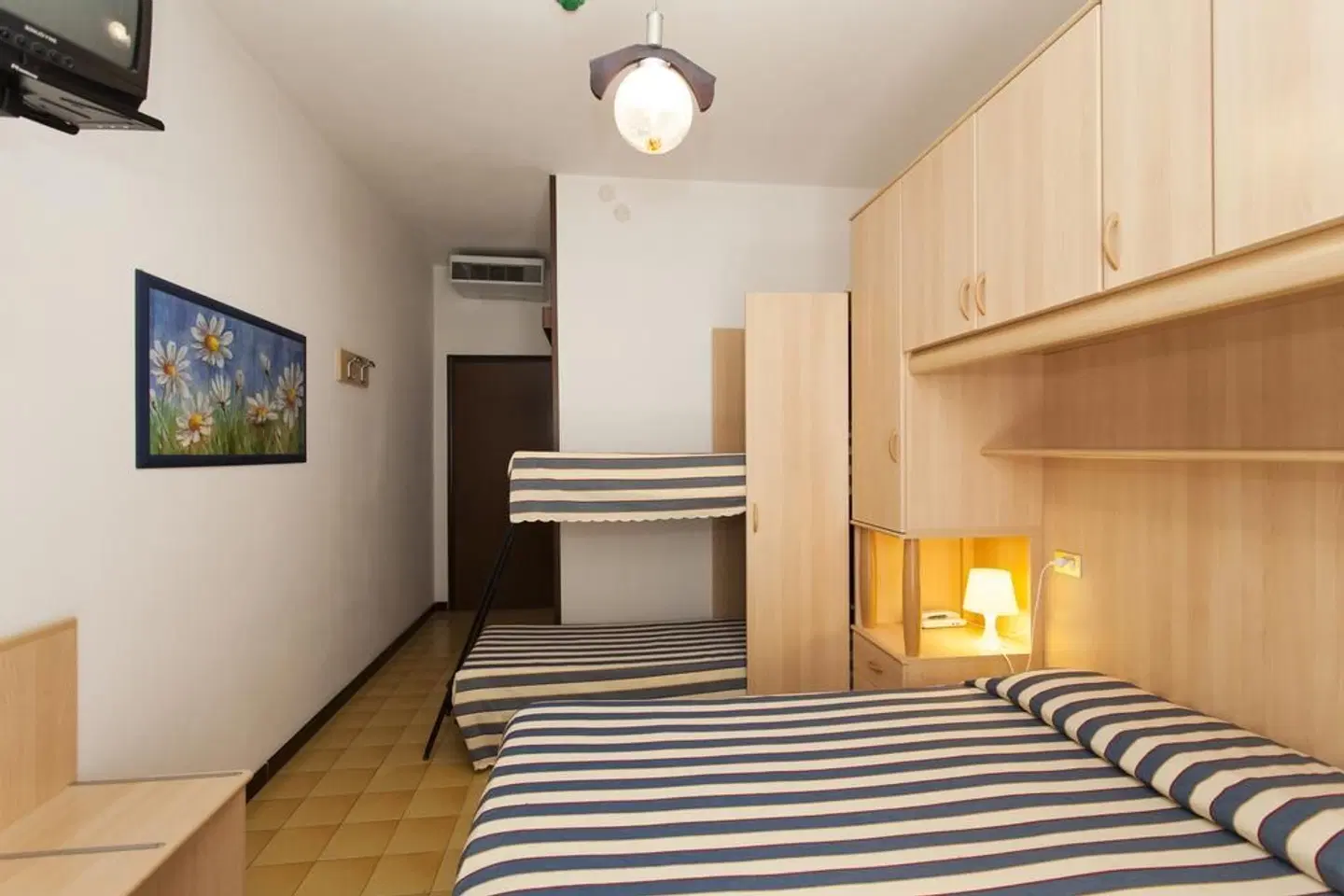 Riviera ROOM_EXAMPLE